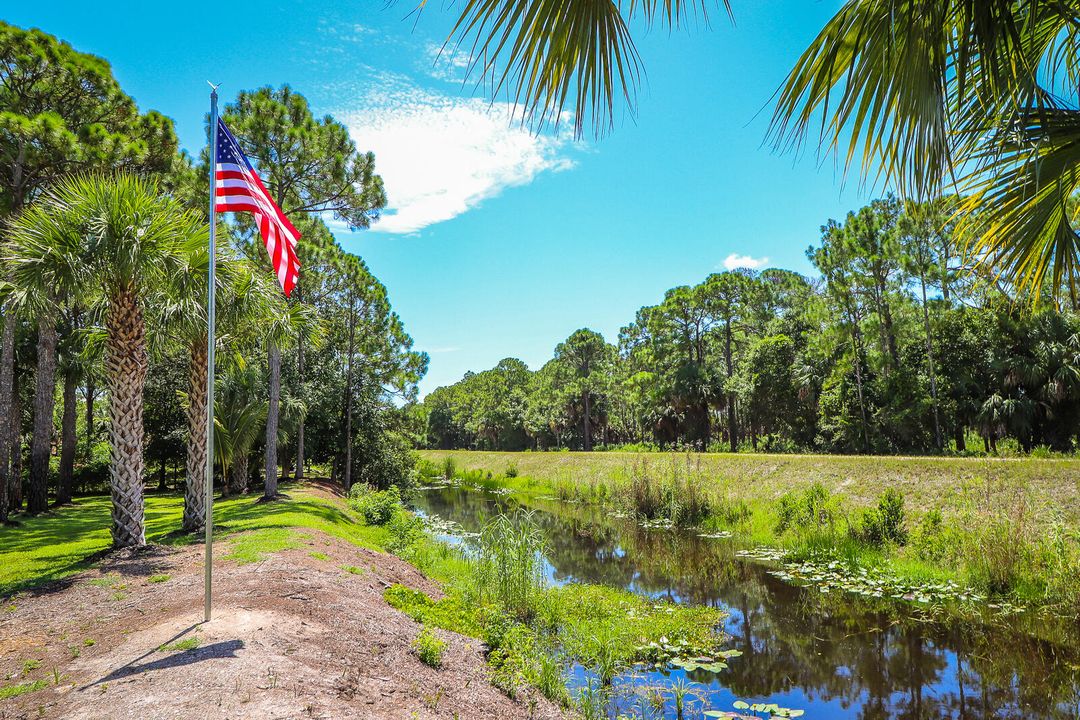 Под контрактом: $845,000 (4 спален, 3 ванн, 2291 Квадратных фут)