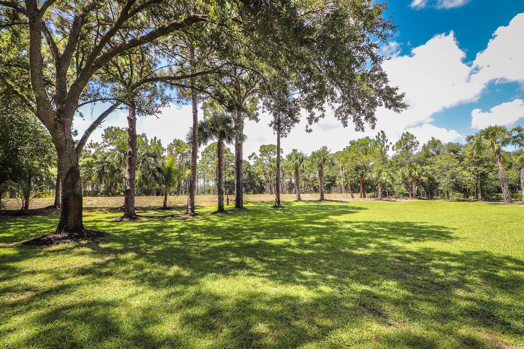 Под контрактом: $845,000 (4 спален, 3 ванн, 2291 Квадратных фут)