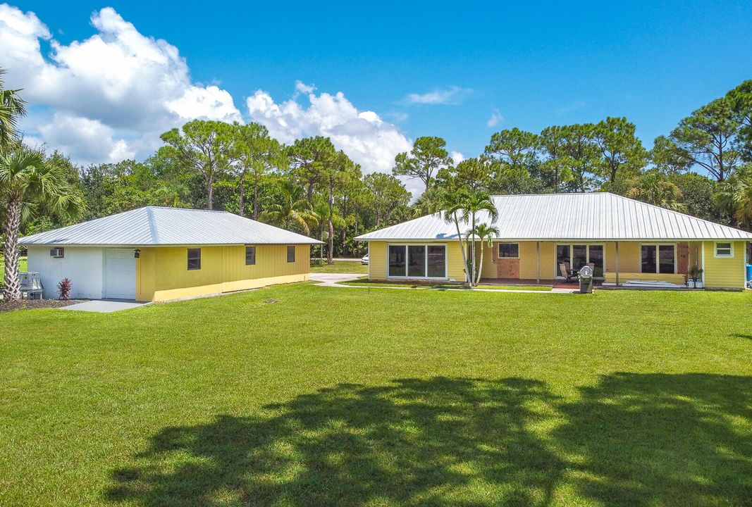 Под контрактом: $845,000 (4 спален, 3 ванн, 2291 Квадратных фут)