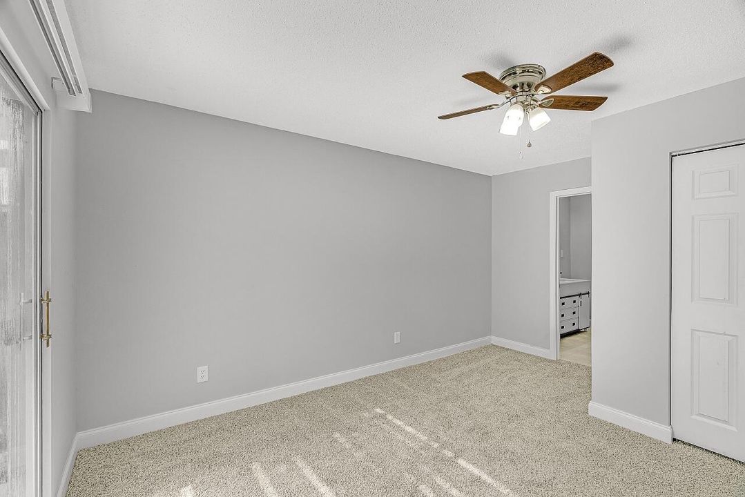 合同活跃: $389,000 (3 贝兹, 2 浴室, 1876 平方英尺)