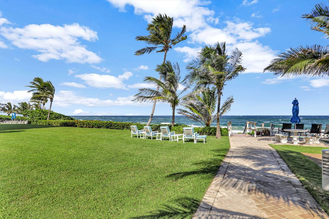 Active With Contract: $2,450 (1 beds, 1 baths, 690 Square Feet)