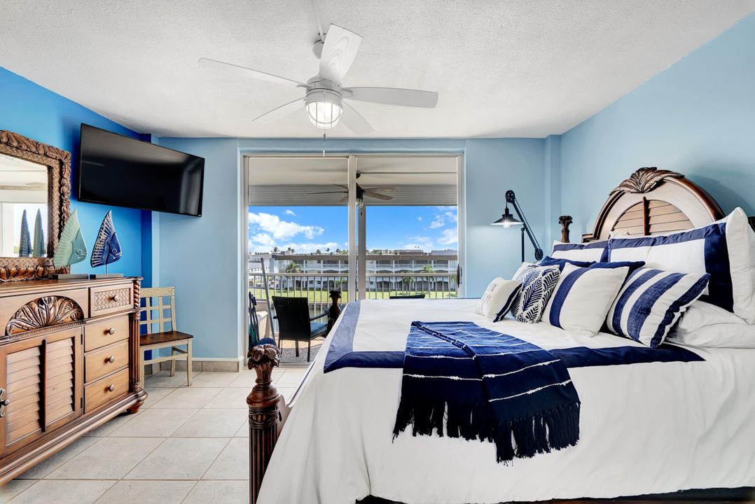 合同活跃: $3,000 (1 贝兹, 1 浴室, 720 平方英尺)