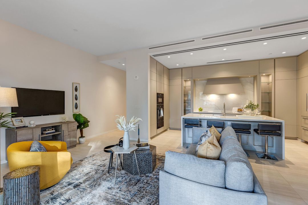 For Rent: $16,000 (2 beds, 2 baths, 1561 Square Feet)