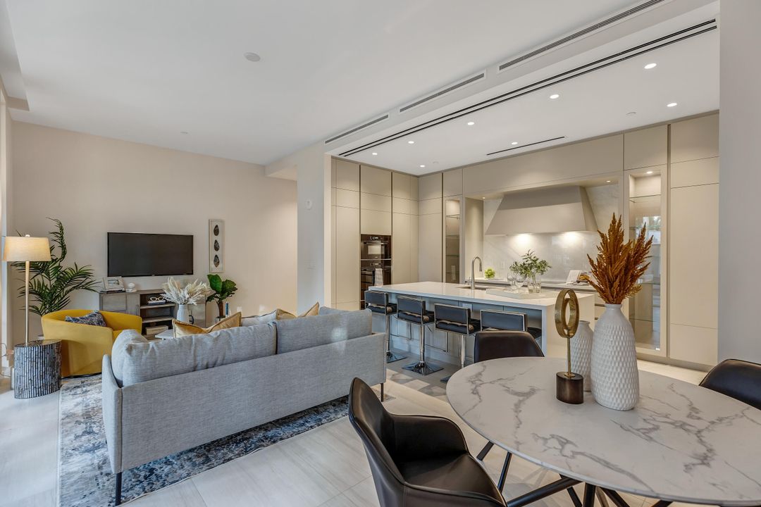 For Rent: $16,000 (2 beds, 2 baths, 1561 Square Feet)