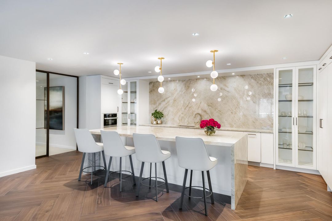 For Rent: $16,000 (2 beds, 2 baths, 1561 Square Feet)