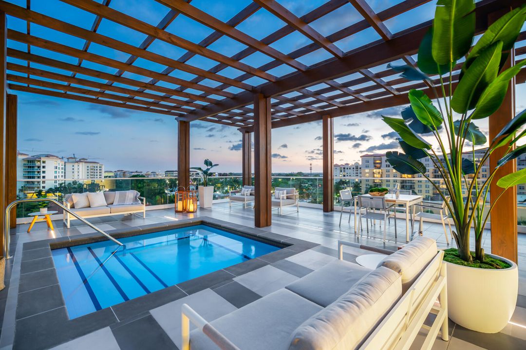 For Rent: $16,000 (2 beds, 2 baths, 1561 Square Feet)