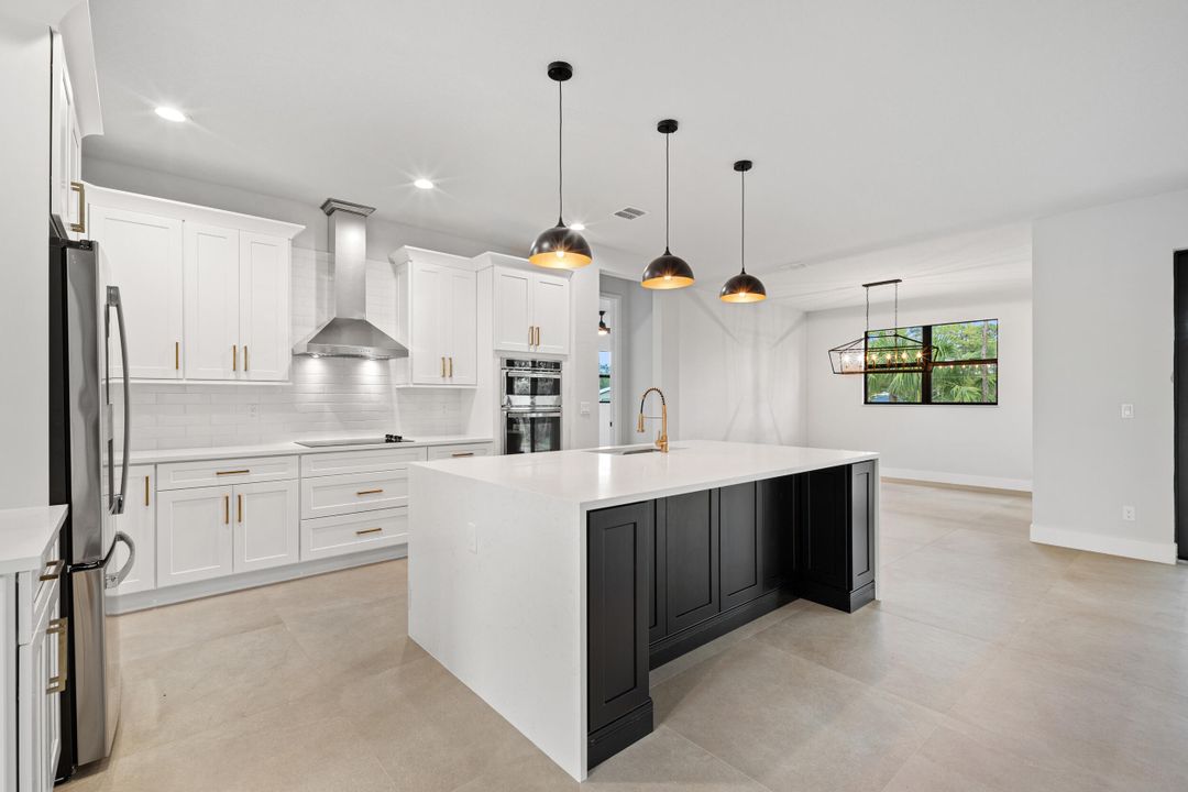 Active With Contract: $765,000 (4 beds, 2 baths, 2256 Square Feet)