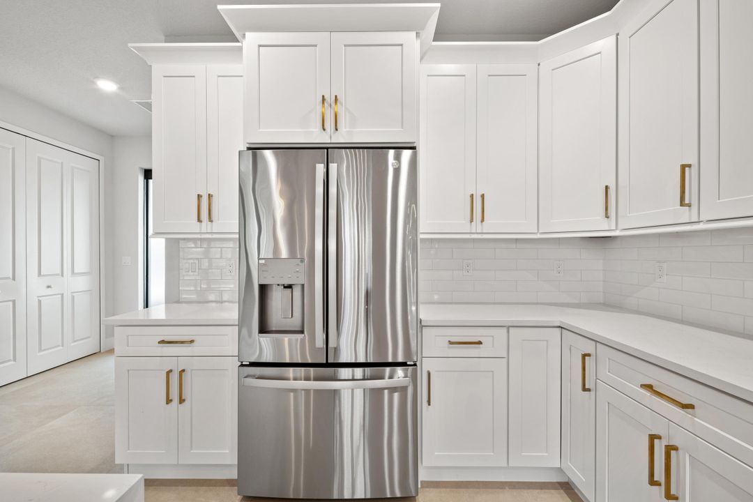 Active With Contract: $765,000 (4 beds, 2 baths, 2256 Square Feet)