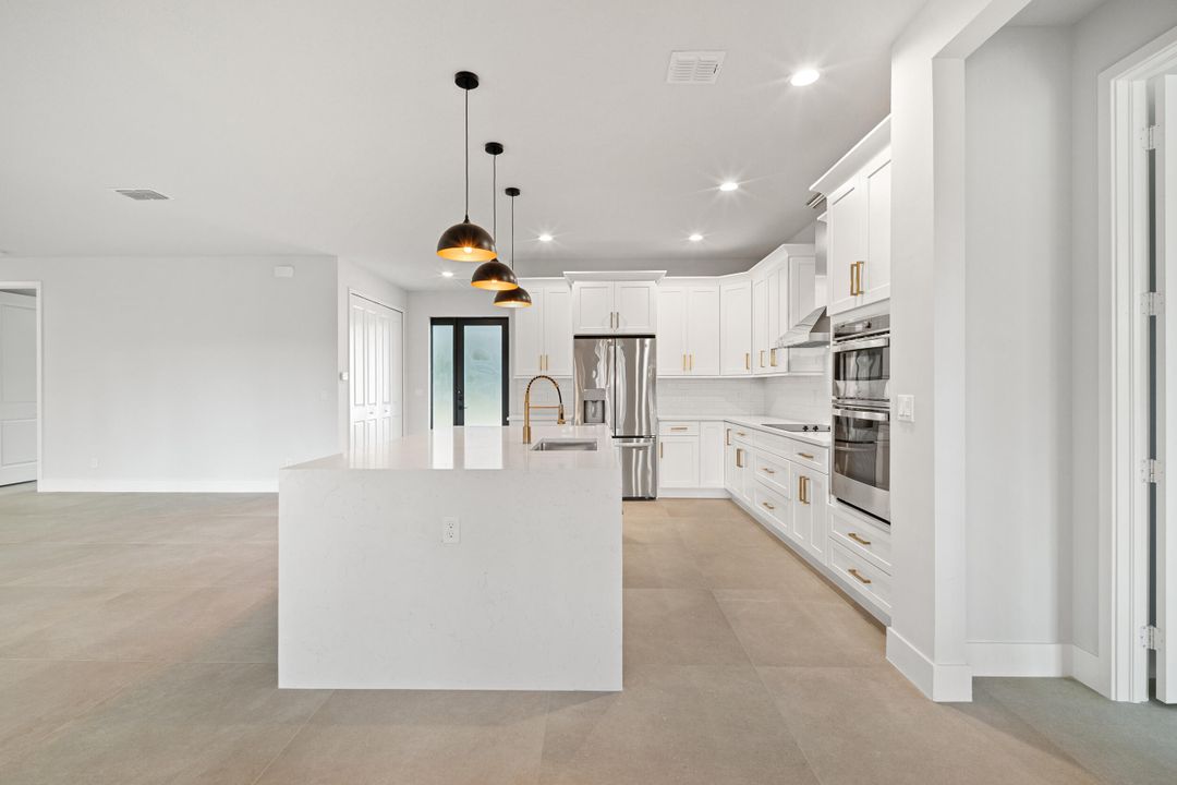 Active With Contract: $765,000 (4 beds, 2 baths, 2256 Square Feet)