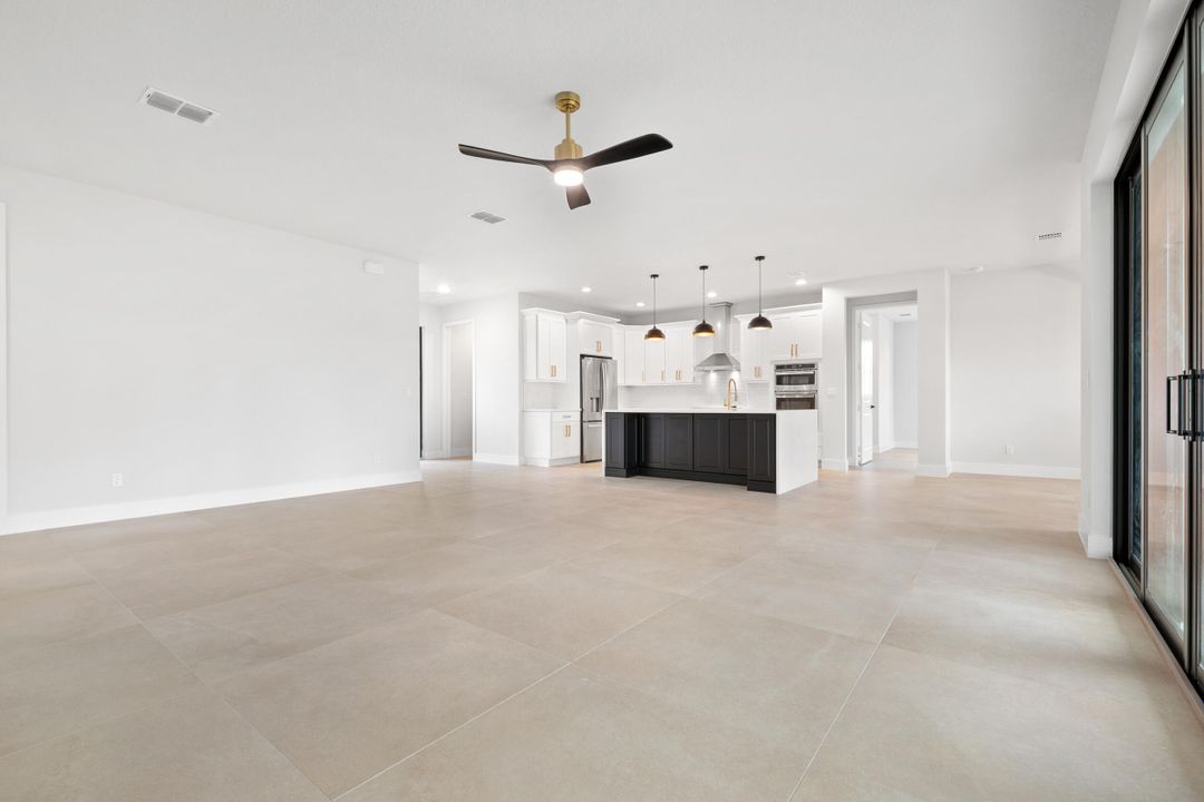 Active With Contract: $765,000 (4 beds, 2 baths, 2256 Square Feet)