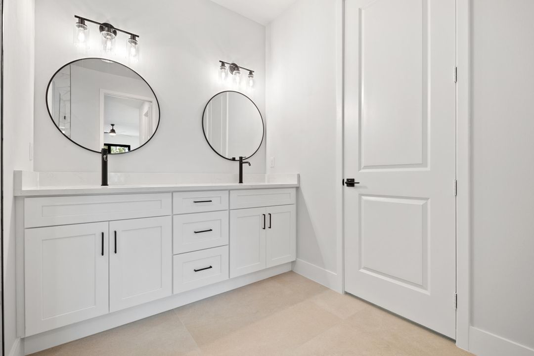 Active With Contract: $765,000 (4 beds, 2 baths, 2256 Square Feet)