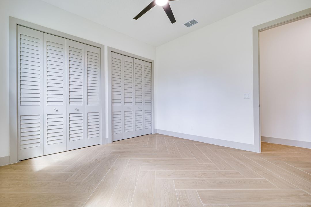 Active With Contract: $1,175,000 (4 beds, 3 baths, 2946 Square Feet)