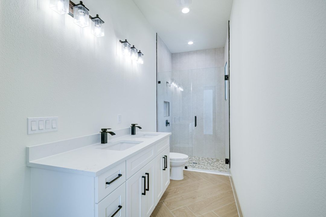 Active With Contract: $1,175,000 (4 beds, 3 baths, 2946 Square Feet)