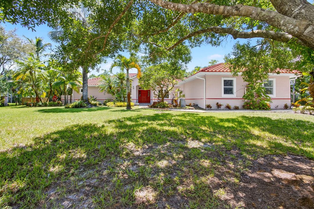 For Sale: $785,000 (4 beds, 3 baths, 2931 Square Feet)