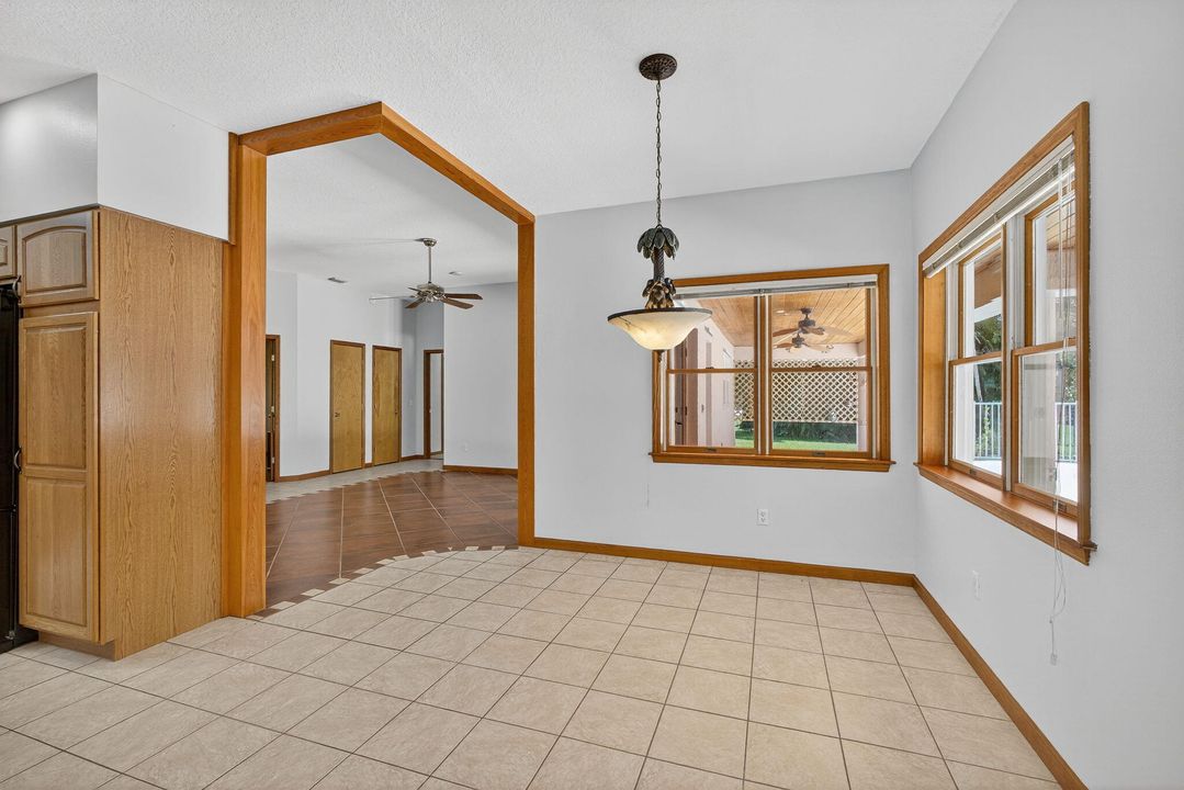 For Sale: $785,000 (4 beds, 3 baths, 2931 Square Feet)