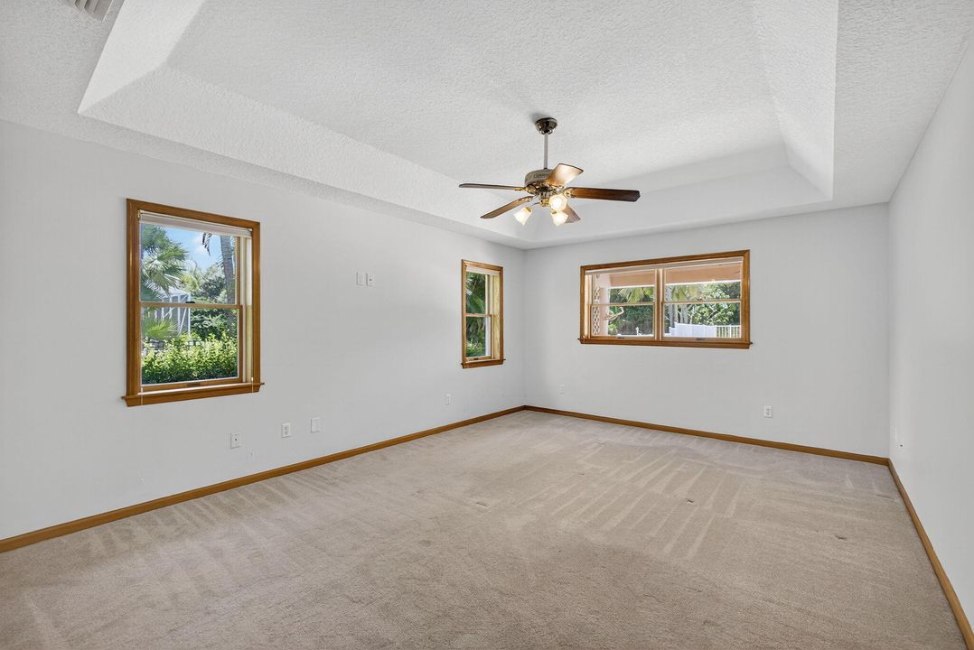 For Sale: $785,000 (4 beds, 3 baths, 2931 Square Feet)