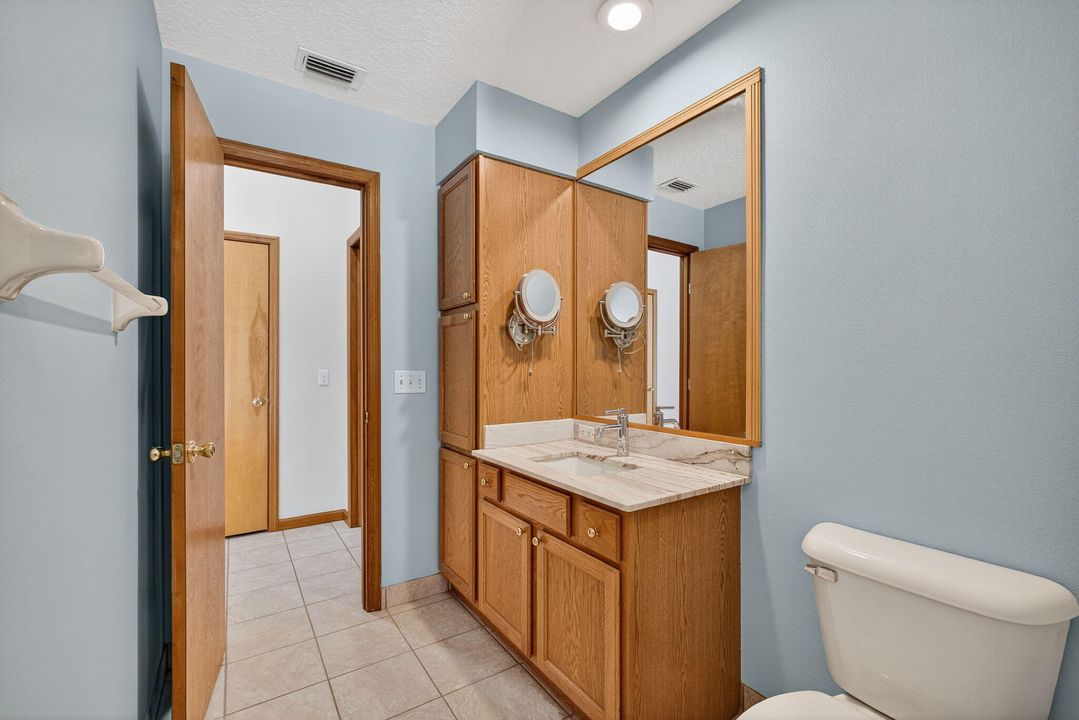 For Sale: $785,000 (4 beds, 3 baths, 2931 Square Feet)