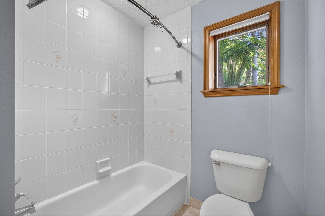 For Sale: $785,000 (4 beds, 3 baths, 2931 Square Feet)