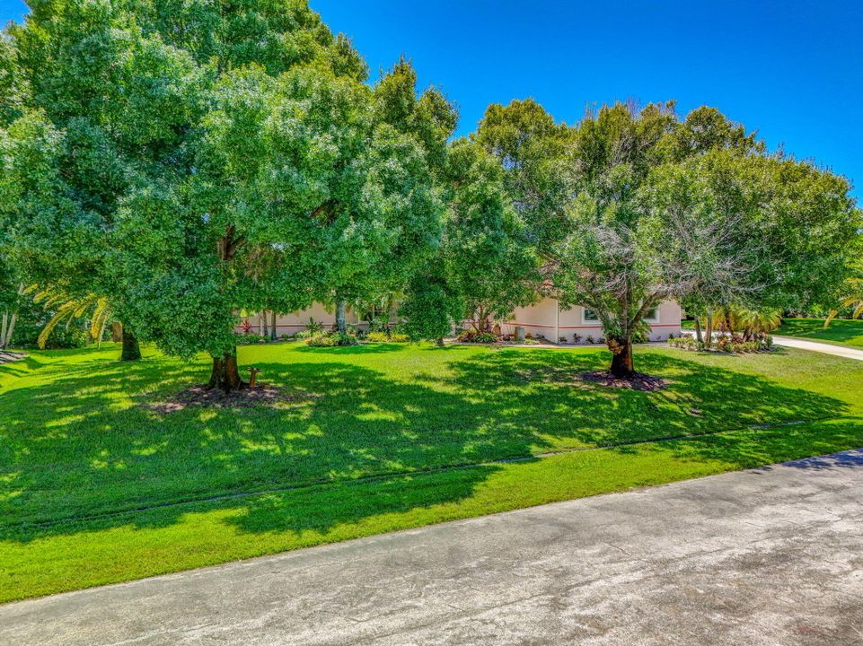 For Sale: $785,000 (4 beds, 3 baths, 2931 Square Feet)