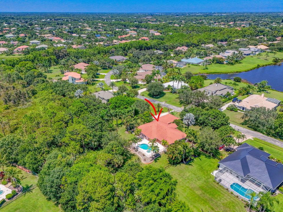 For Sale: $785,000 (4 beds, 3 baths, 2931 Square Feet)