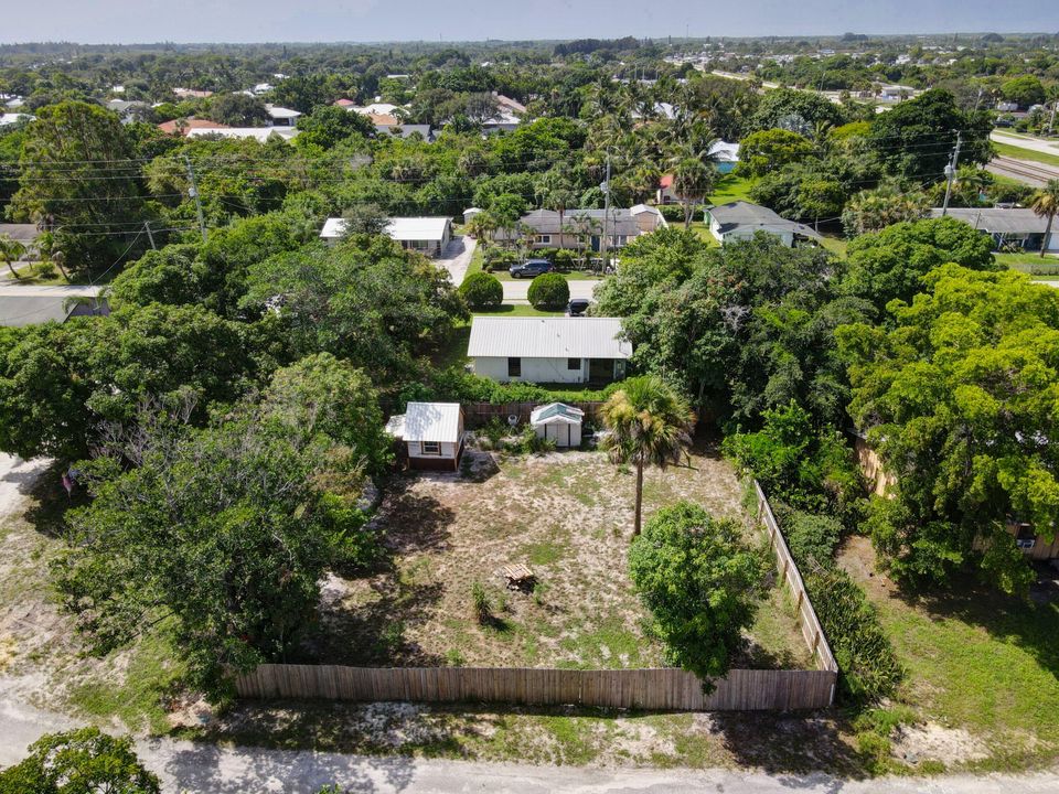 待售: $215,000 (0 贝兹, 0 浴室, 0 平方英尺)