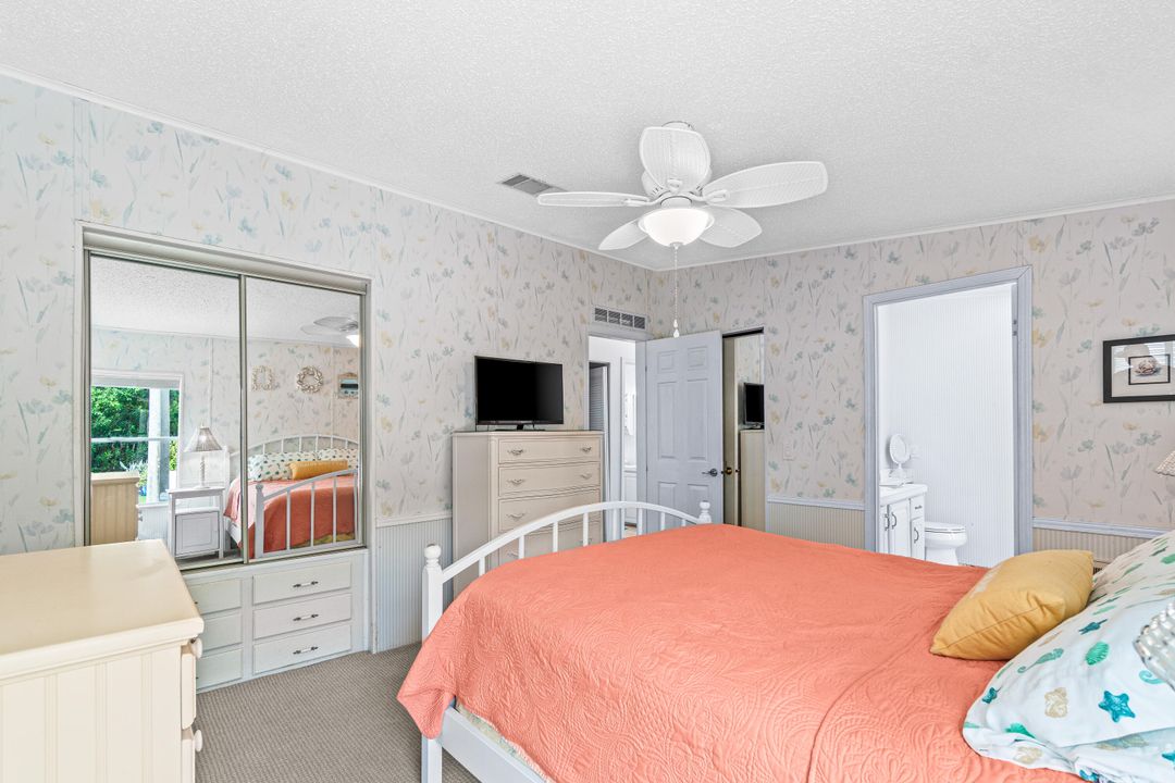 待售: $599,000 (2 贝兹, 2 浴室, 924 平方英尺)