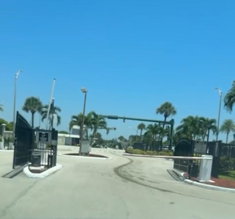 出租: $1,500 (2 贝兹, 2 浴室, 720 平方英尺)