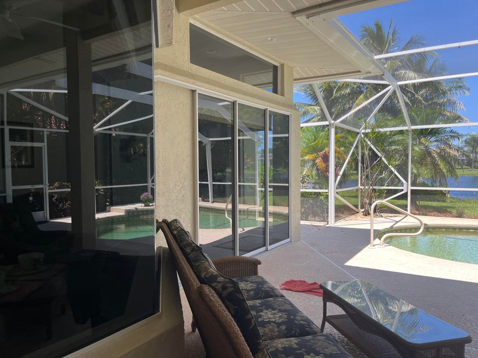 Activo con contrato: $699,500 (3 camas, 2 baños, 2303 Pies cuadrados)