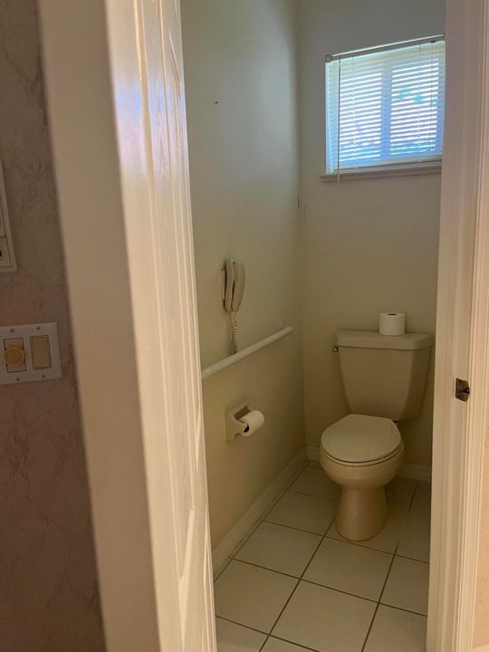 Activo con contrato: $699,500 (3 camas, 2 baños, 2303 Pies cuadrados)