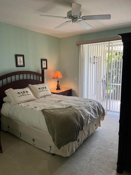 Activo con contrato: $699,500 (3 camas, 2 baños, 2303 Pies cuadrados)