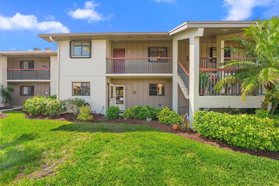 待售: $249,900 (2 贝兹, 2 浴室, 1072 平方英尺)