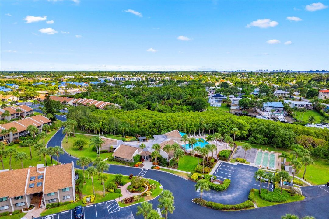 待售: $249,900 (2 贝兹, 2 浴室, 1072 平方英尺)