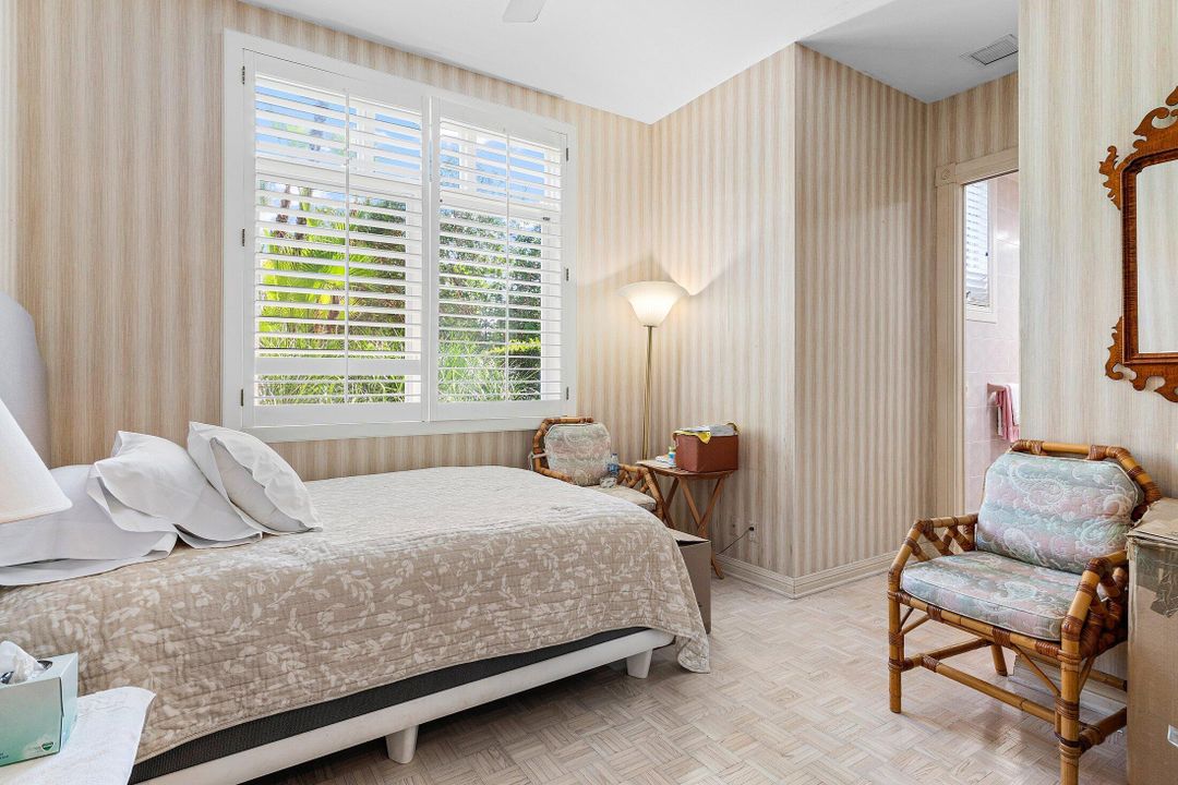 For Sale: $12,500,000 (7 beds, 8 baths, 6542 Square Feet)