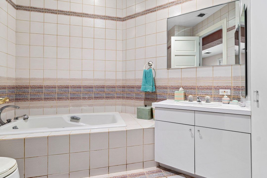 For Sale: $12,500,000 (7 beds, 8 baths, 6542 Square Feet)