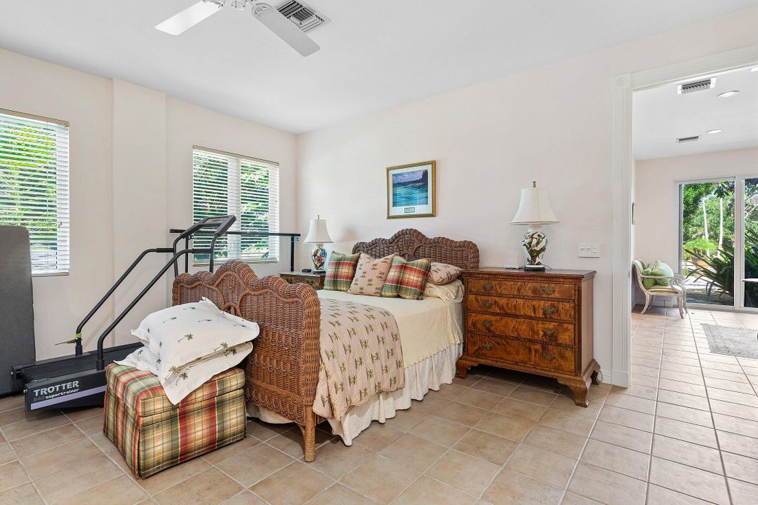 For Sale: $12,500,000 (7 beds, 8 baths, 6542 Square Feet)