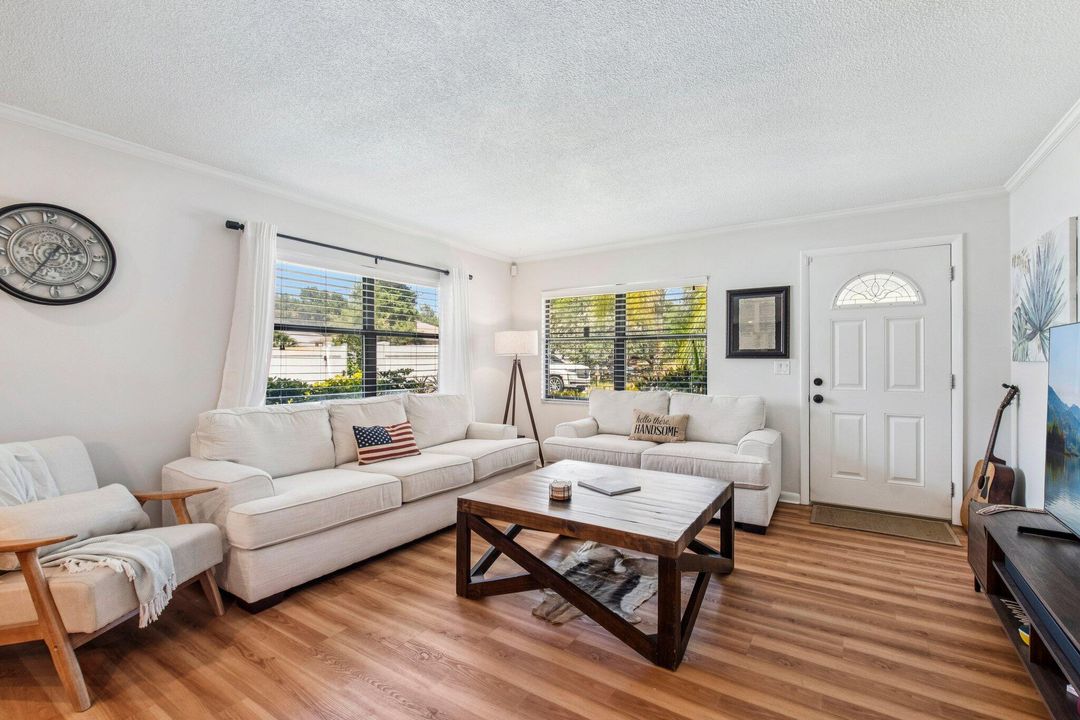 For Sale: $650,000 (0 beds, 0 baths, 1732 Square Feet)