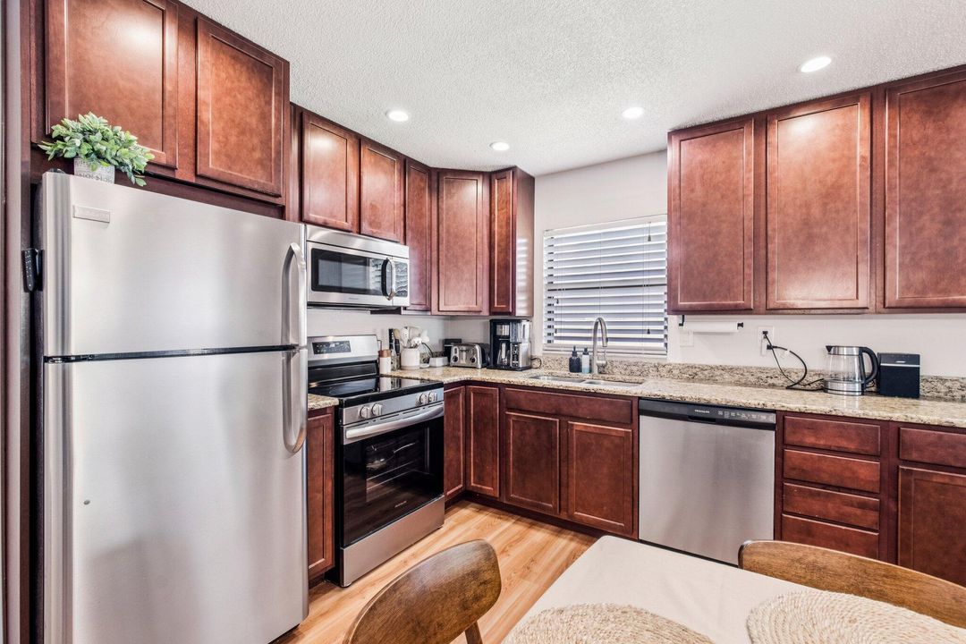 For Sale: $650,000 (0 beds, 0 baths, 1732 Square Feet)