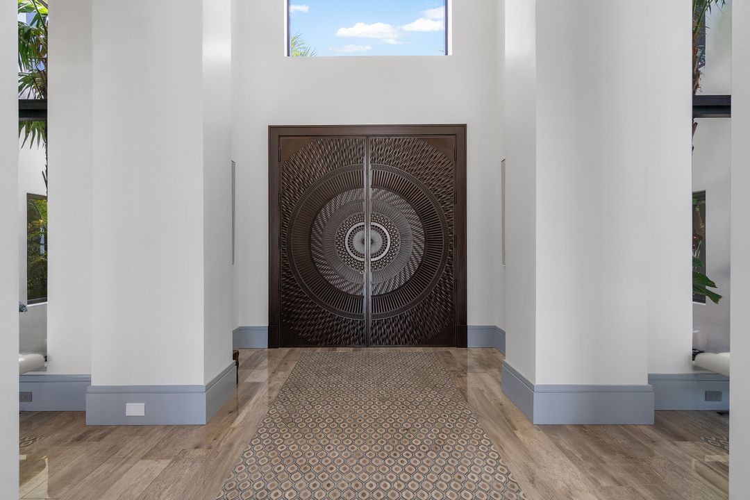 For Sale: $16,495,000 (5 beds, 5 baths, 5883 Square Feet)