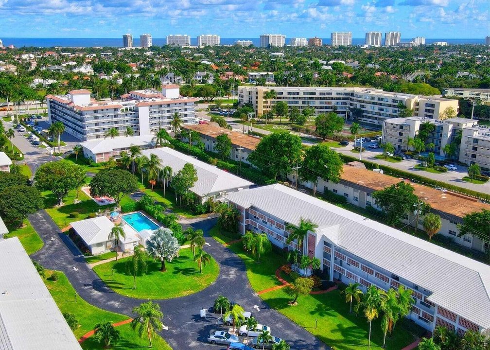 Recently Sold: $239,000 (2 beds, 2 baths, 1120 Square Feet)