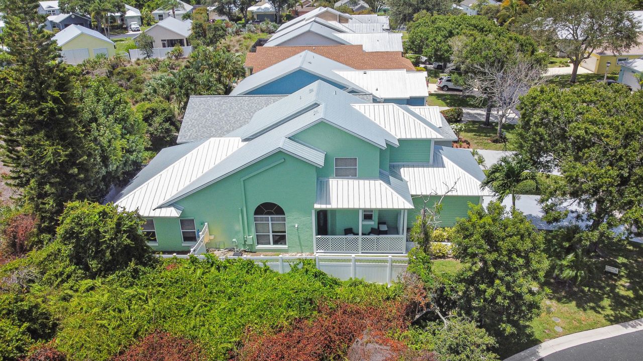 合同活跃: $465,000 (4 贝兹, 2 浴室, 1867 平方英尺)