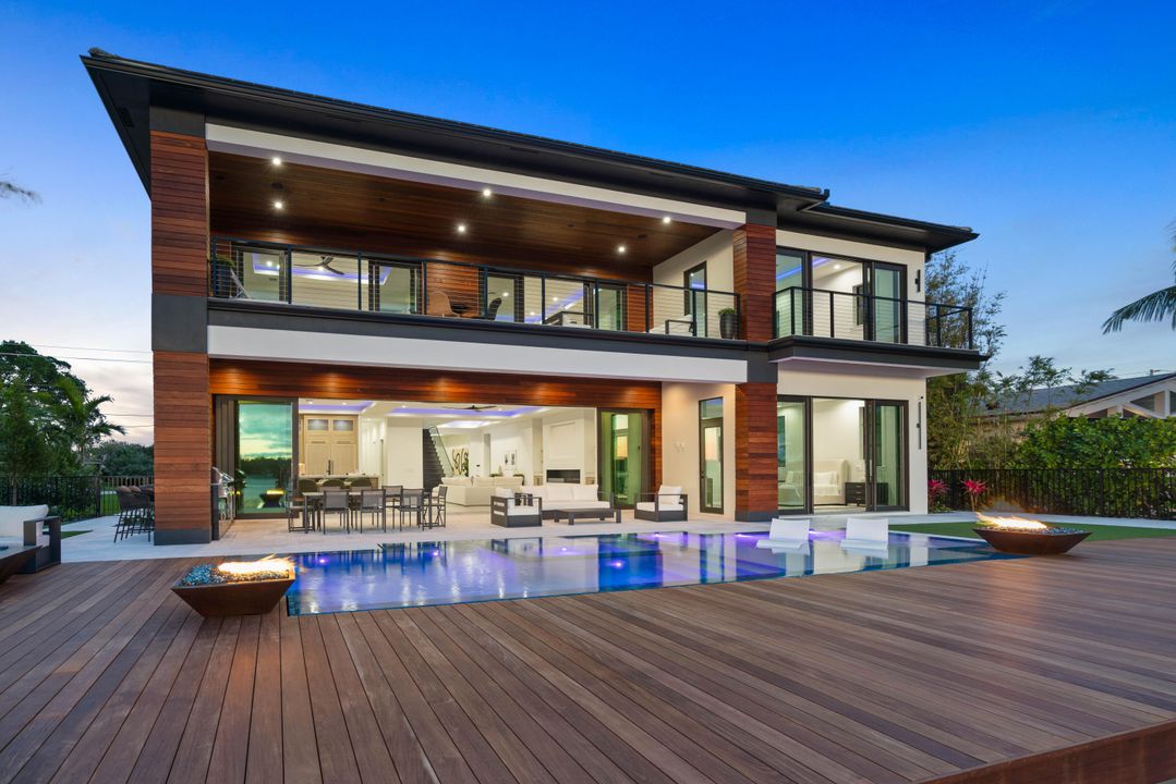 For Sale: $12,495,000 (6 beds, 6 baths, 6555 Square Feet)