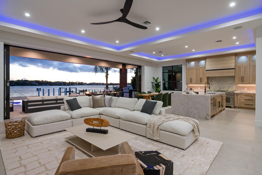 For Sale: $12,495,000 (6 beds, 6 baths, 6555 Square Feet)