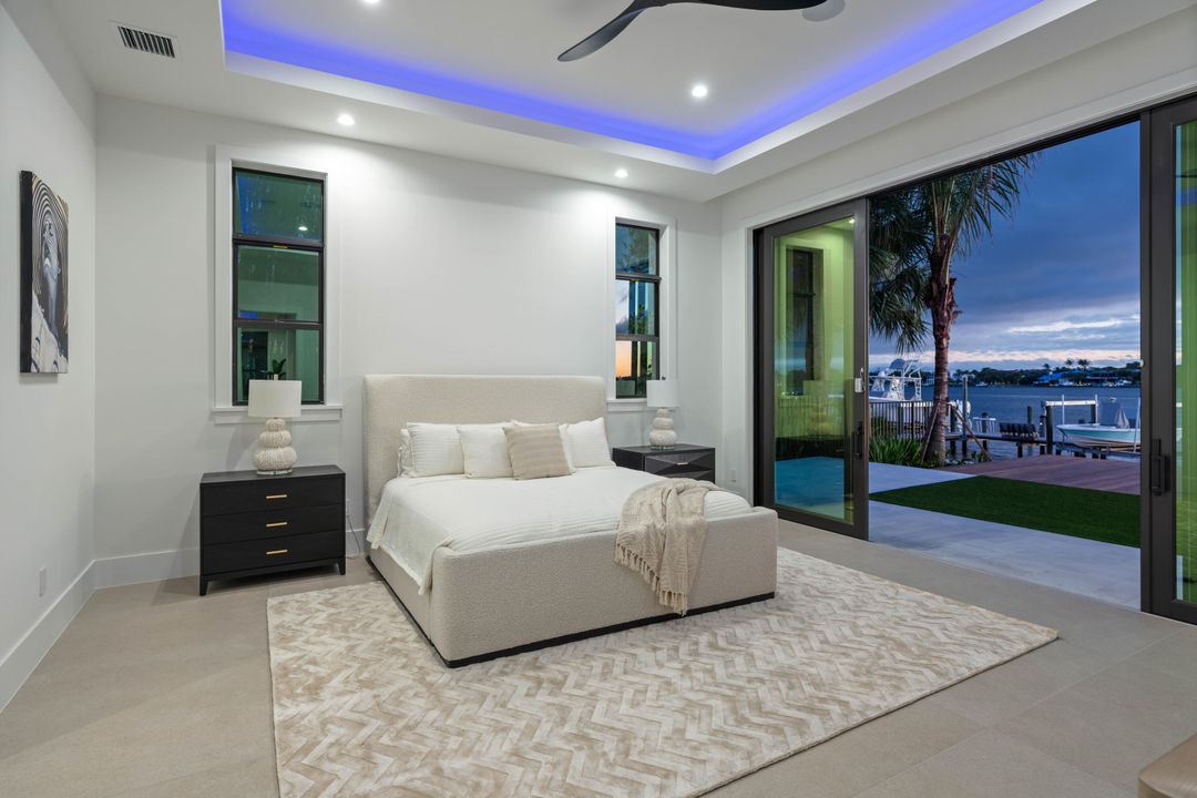 For Sale: $12,495,000 (6 beds, 6 baths, 6555 Square Feet)