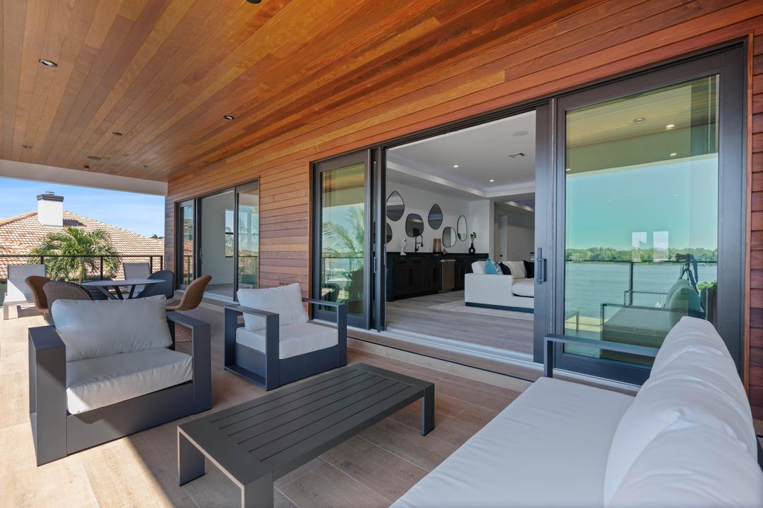 For Sale: $12,495,000 (6 beds, 6 baths, 6555 Square Feet)