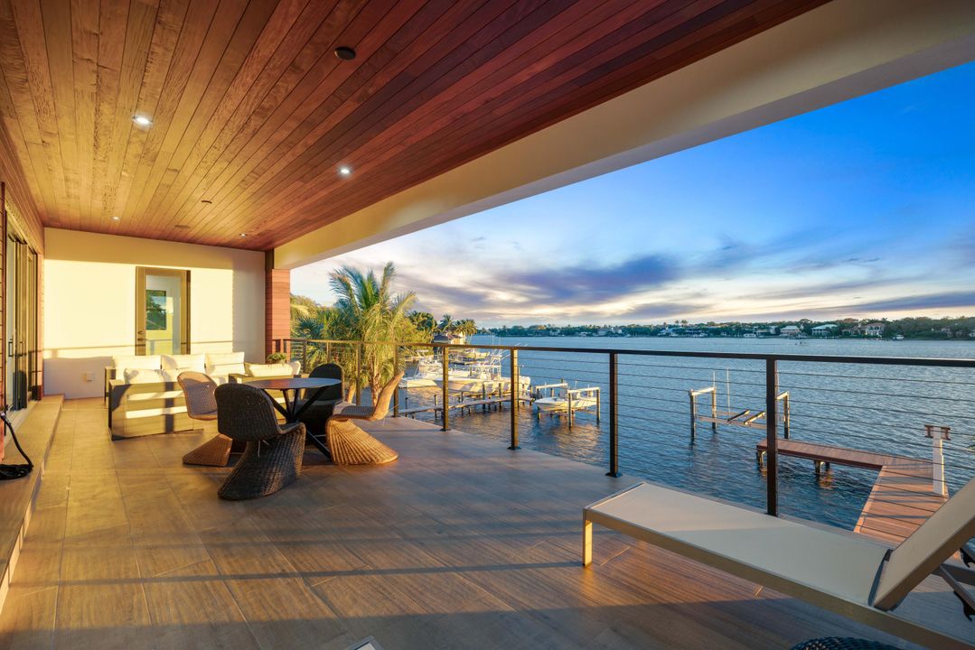 For Sale: $12,495,000 (6 beds, 6 baths, 6555 Square Feet)