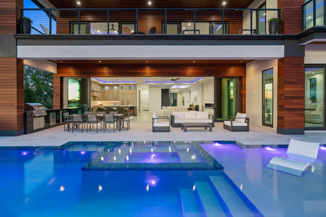 For Sale: $12,495,000 (6 beds, 6 baths, 6555 Square Feet)