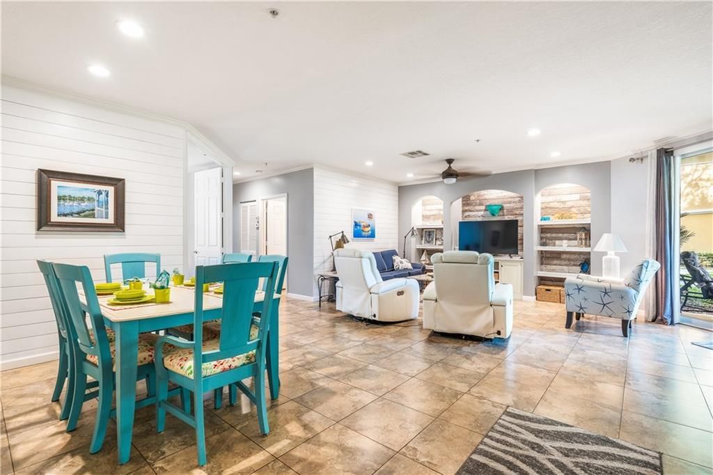 На продажу: $285,000 (3 спален, 2 ванн, 1848 Квадратных фут)