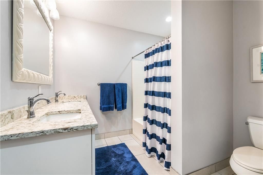 На продажу: $285,000 (3 спален, 2 ванн, 1848 Квадратных фут)