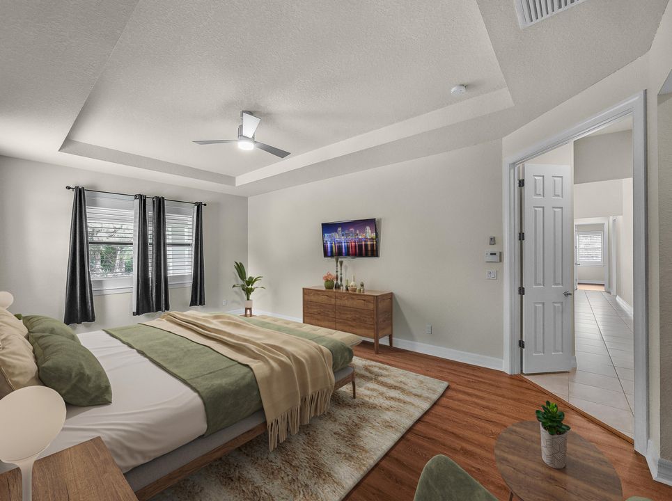 合同活跃: $895,000 (4 贝兹, 3 浴室, 3089 平方英尺)