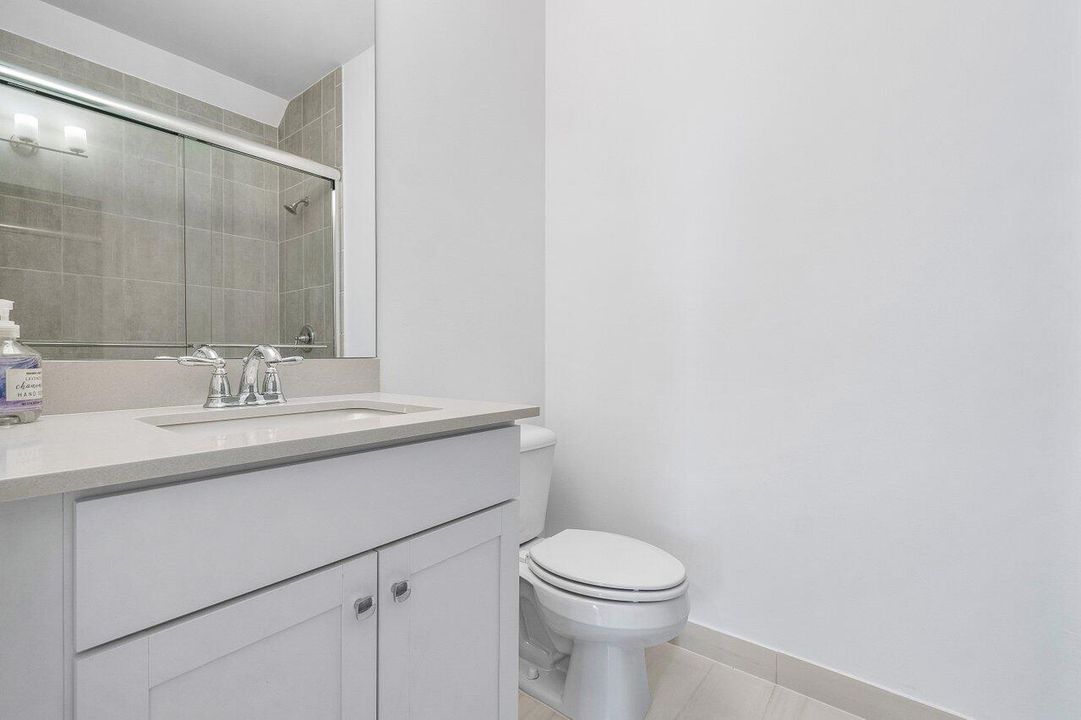 For Rent: $4,000 (4 beds, 3 baths, 2396 Square Feet)